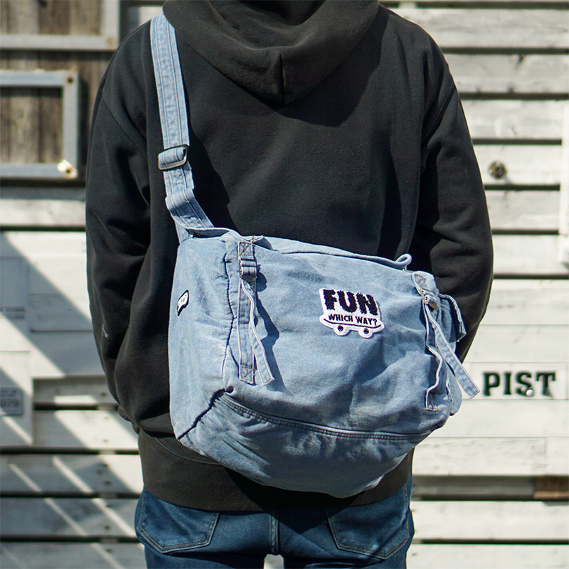 FUN Denim Bag / White Tag